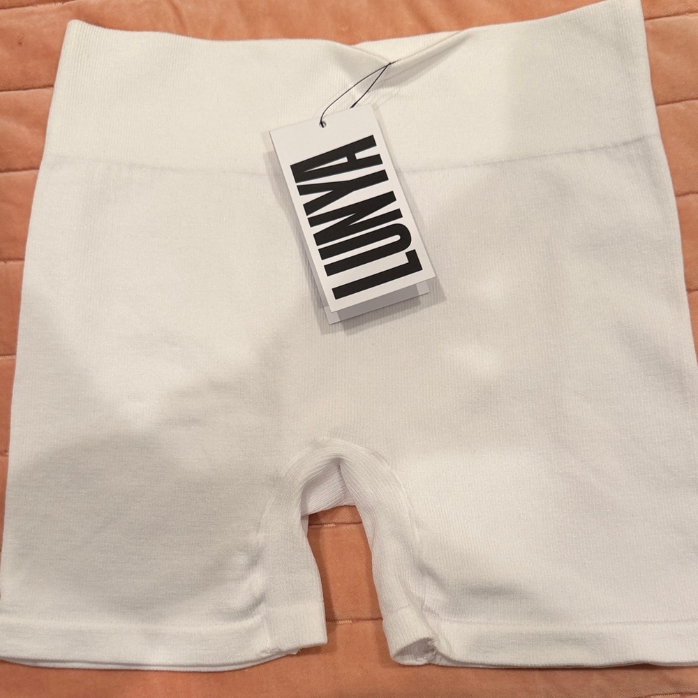 lunya White Ribbed Knit Bike Shorts